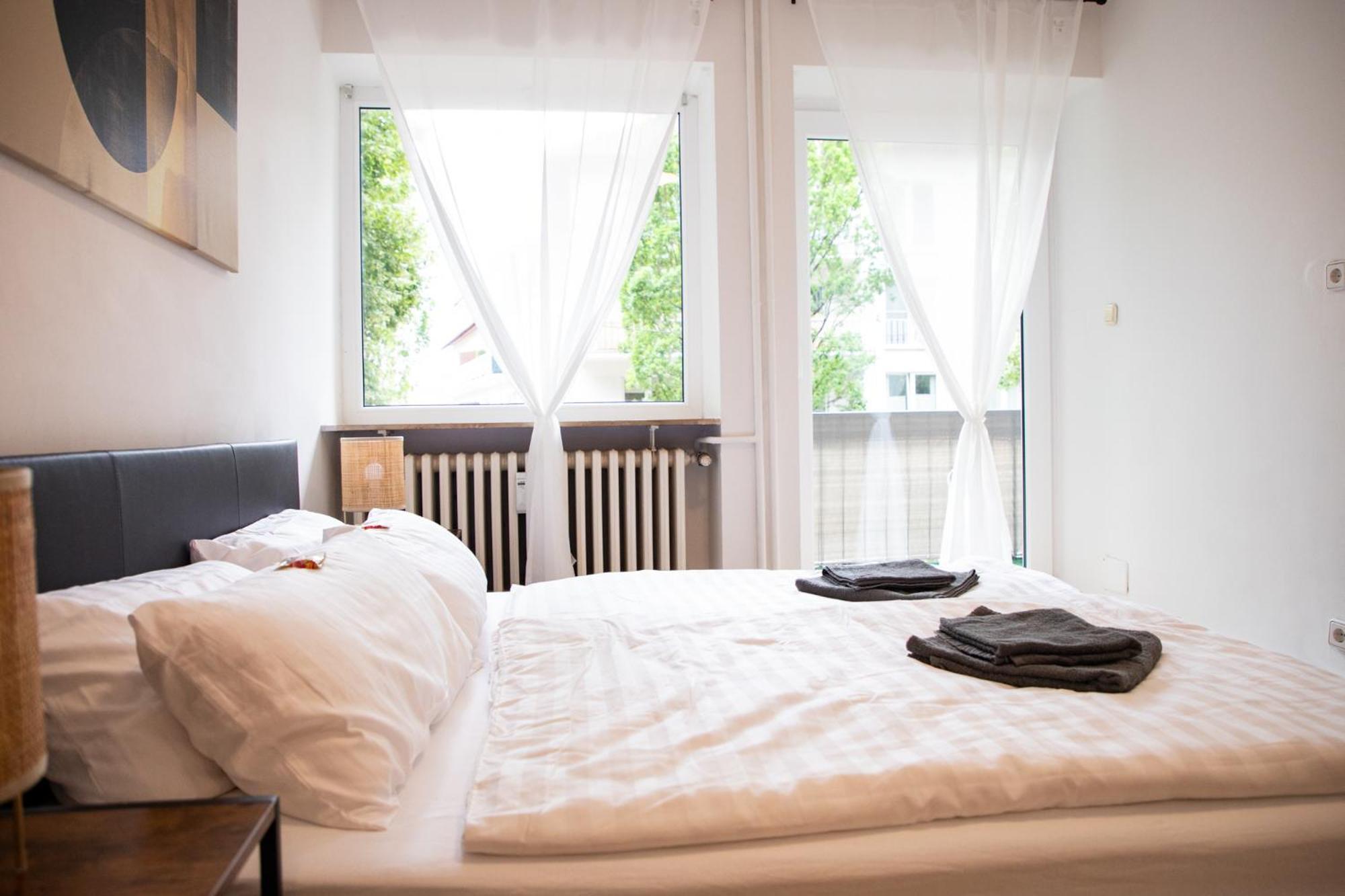 Me Living Bad Pyrmont Innenstadt 10 Meter Balkon Eksteriør bilde